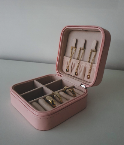 Small Jewelry Box Divani Jewelry Organizer - Travel Jewelry Case Portable Jewelry Storage Box for Women and Girls